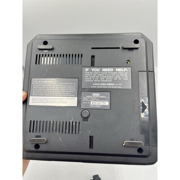 SEGA Genesis Model 2 Console With 1 OEM Controller - Black - Picture 8 of 8